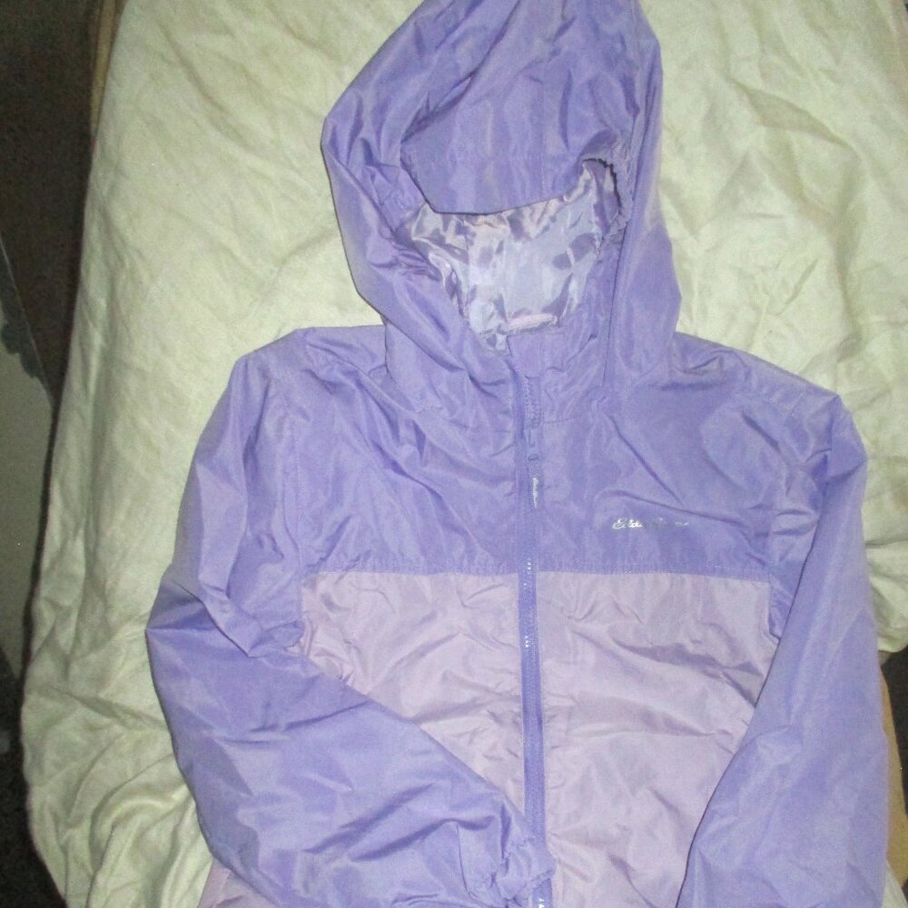 EDDIE BAUER HOODED RAIN JACKET/WINDBREAKER iGirl's sz Medium 10-12 Light Purple